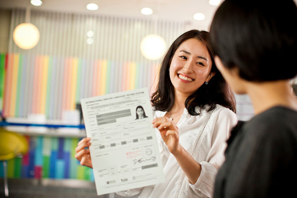 Cùng ECE giải đáp: Mất bằng IELTS có cấp lại được không?